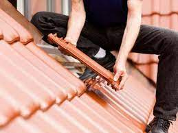 Conserto e Reparo de Telhados Danificados